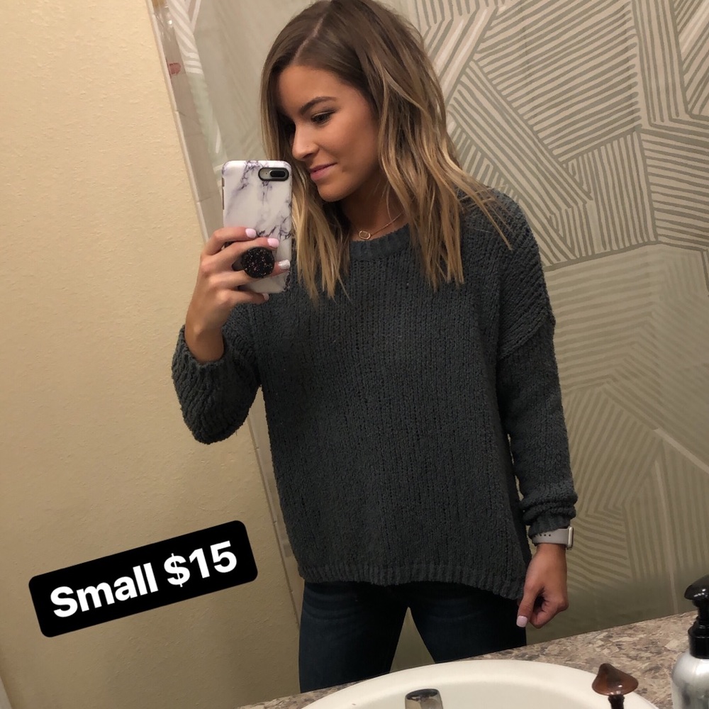 AE sweater
